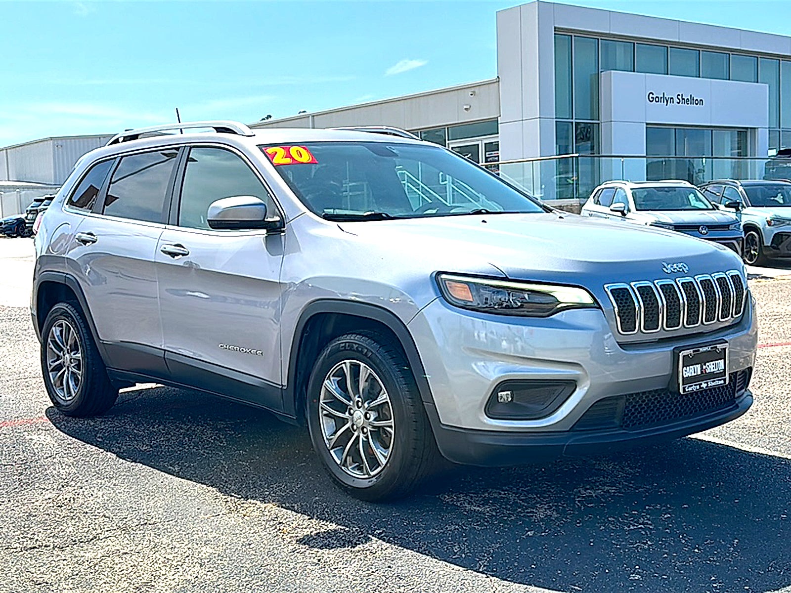 2020 Jeep Cherokee Latitude Plus FWD