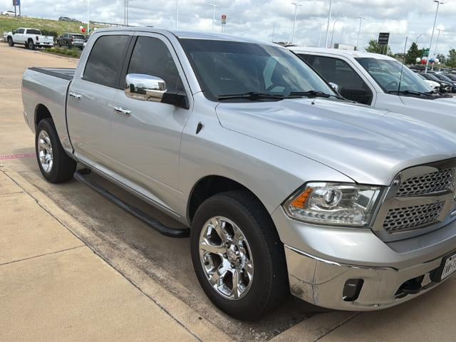 2016 RAM 1500 4WD Crew Cab 5.7 Ft Box Laramie