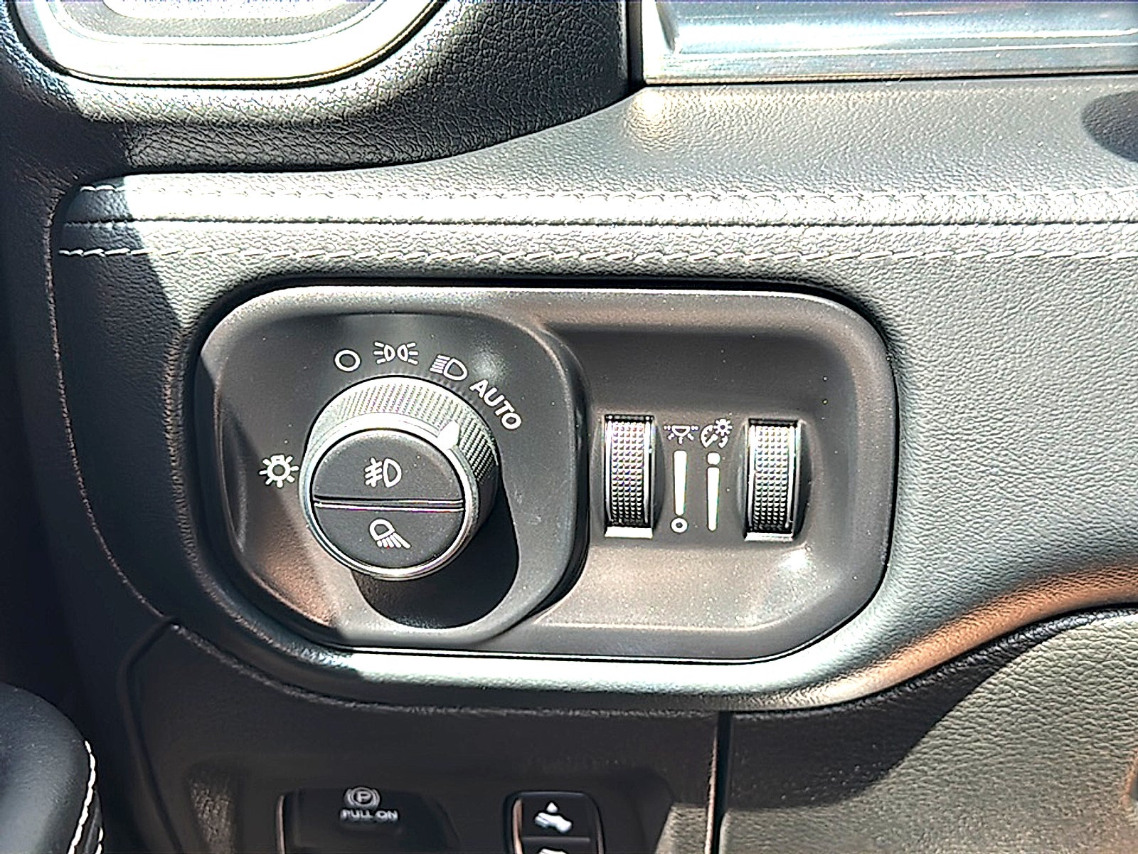 2019 RAM 1500 Limited Crew Cab 4x2 5'7" Box