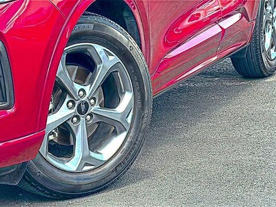2023 Ford Escape ST-Line FWD
