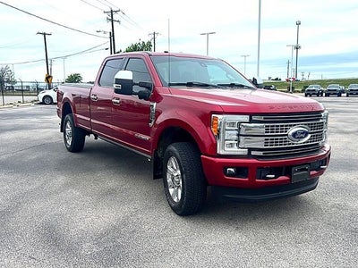 2018 Ford Super Duty F-350 SRW Platinum 4WD Crew Cab 6.75' Box