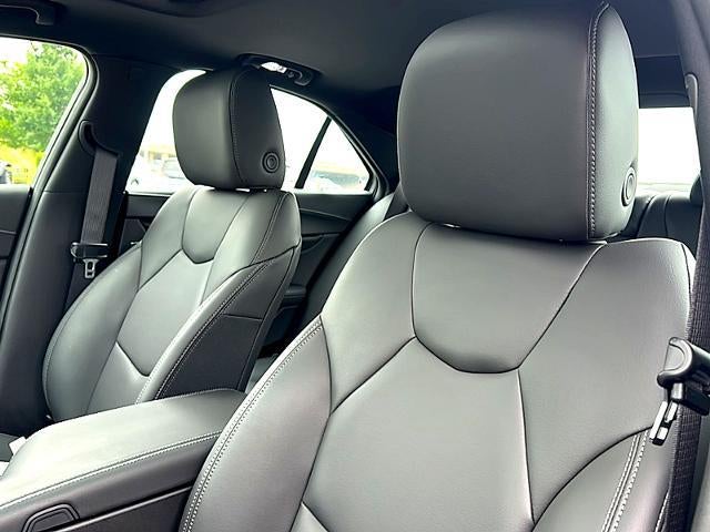 2026 Cadillac CT4 4dr Sdn Luxury