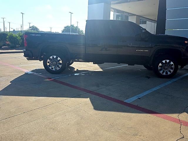 2025 Chevrolet Silverado 2500 HD Crew Cab Standard Box 4-Wheel Drive Custom