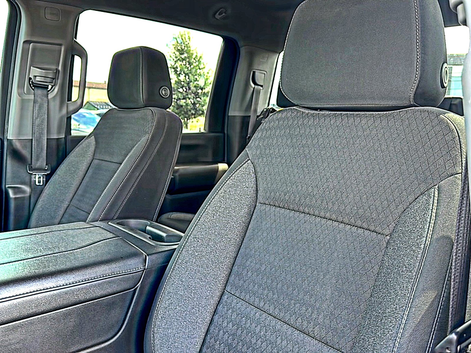 2023 Chevrolet Silverado 3500HD 4WD Crew Cab Long Bed LT