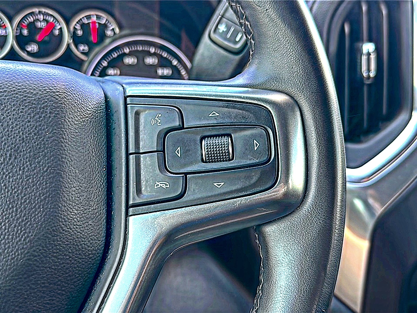2023 Chevrolet Silverado 3500HD 4WD Crew Cab Long Bed LT