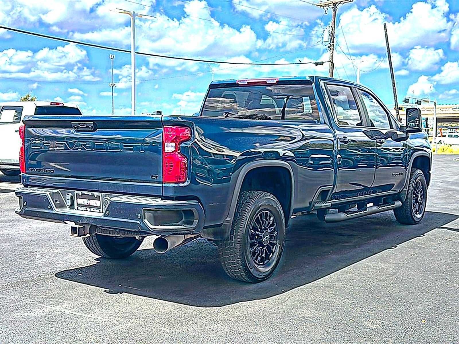 2023 Chevrolet Silverado 3500HD 4WD Crew Cab Long Bed LT