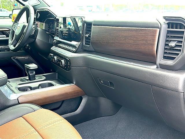 2024 Chevrolet Silverado 1500 Crew Cab Short Box 4-Wheel Drive High Country