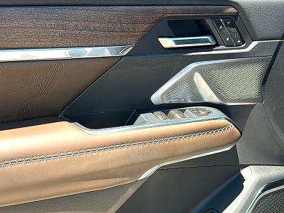 2026 GMC Acadia Denali Ultimate FWD