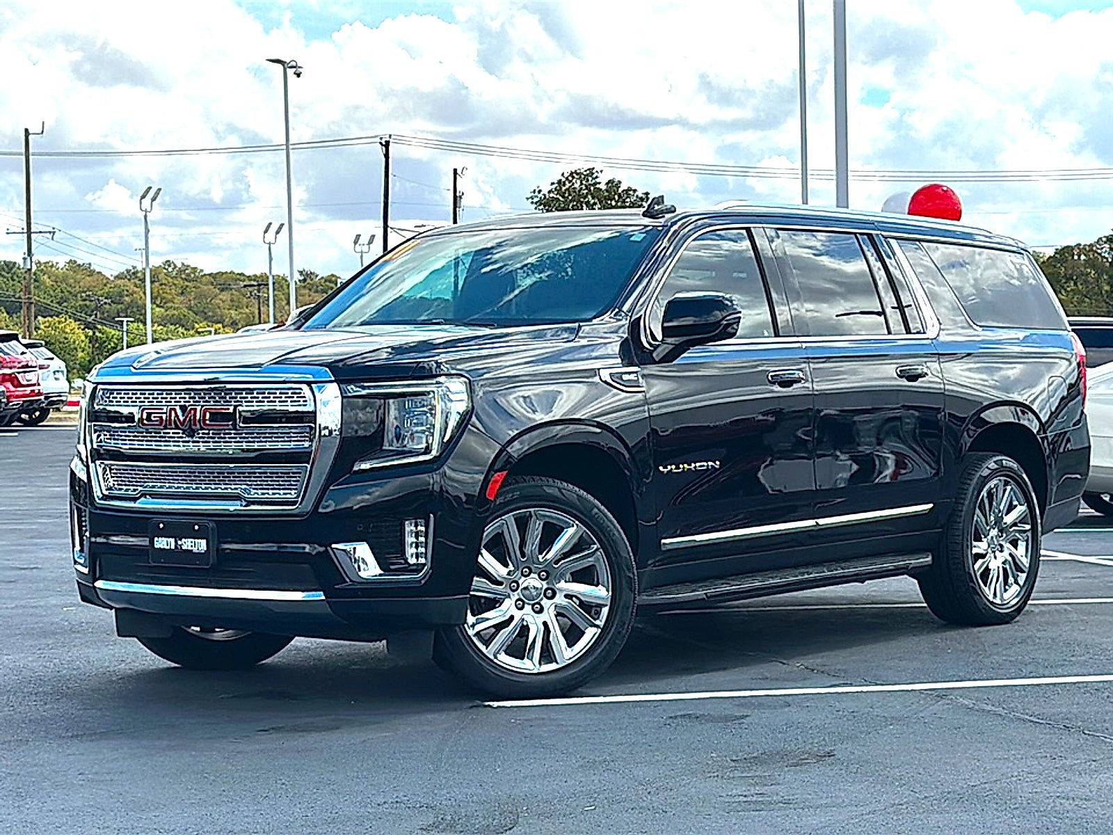2021 GMC Yukon XL 2WD SLT