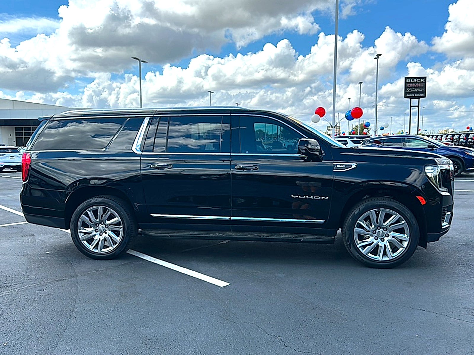 2021 GMC Yukon XL 2WD SLT