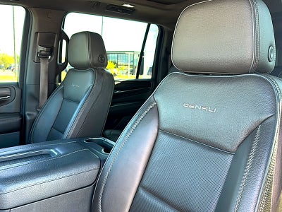 2021 GMC Yukon XL 2WD Denali