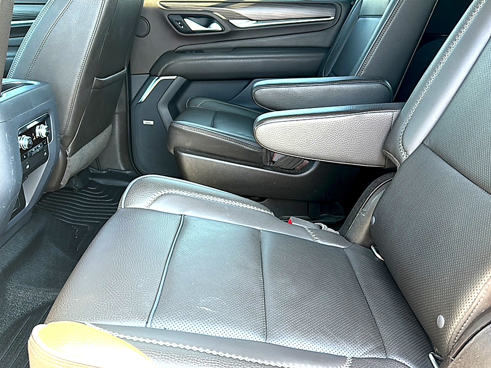 2021 GMC Yukon XL 2WD Denali