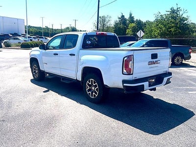 2022 GMC Canyon Crew Cab Short Box 4-Wheel Drive AT4 w/Leather