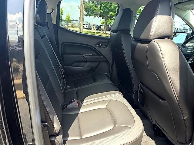 2022 GMC Canyon Crew Cab Short Box 4-Wheel Drive AT4 w/Leather