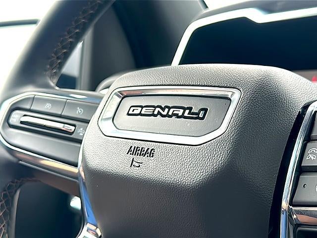 2026 GMC Canyon Crew Cab Short Box 4-Wheel Drive Denali