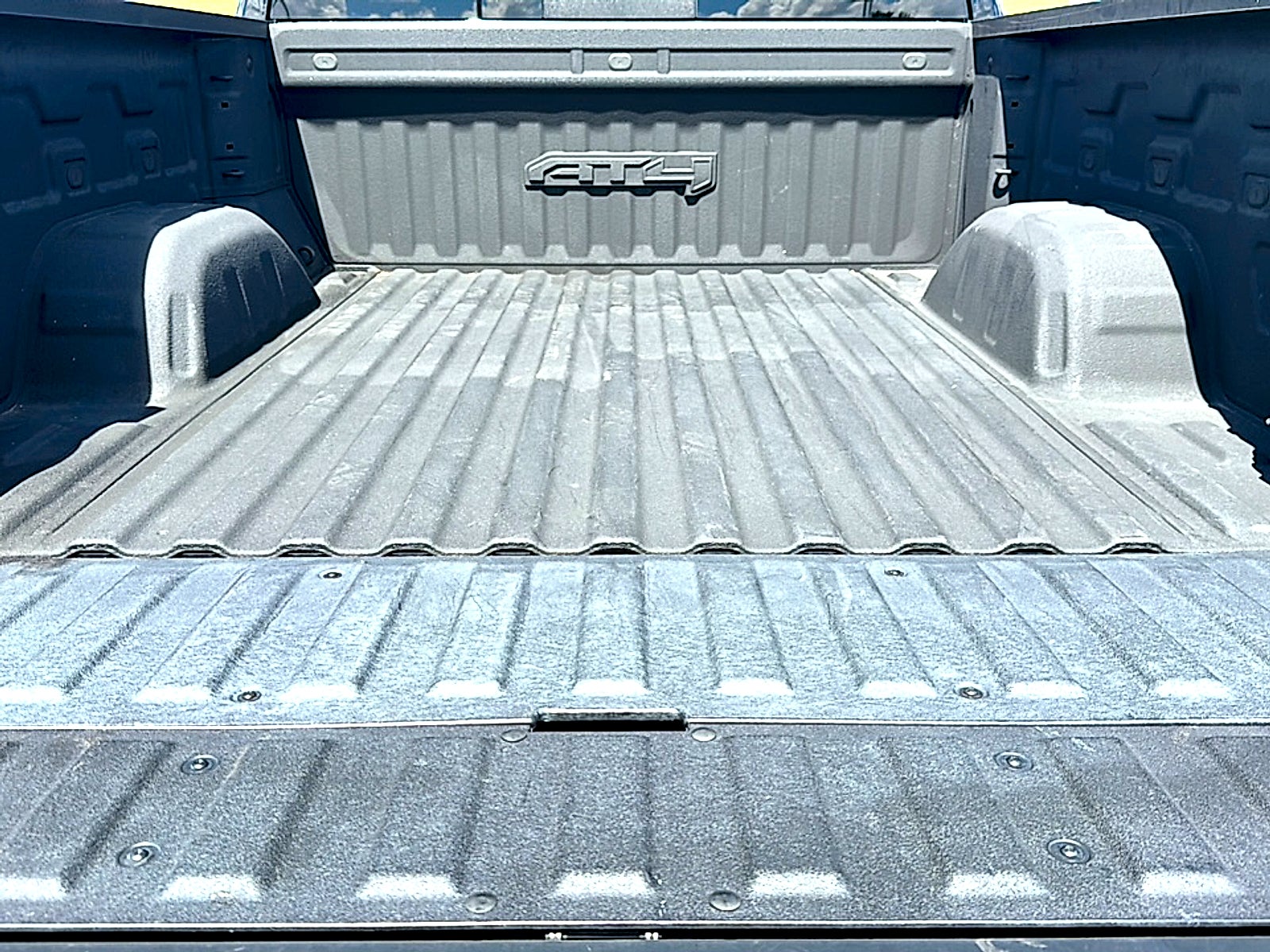 2024 GMC Sierra 1500 4WD Crew Cab Short Box AT4