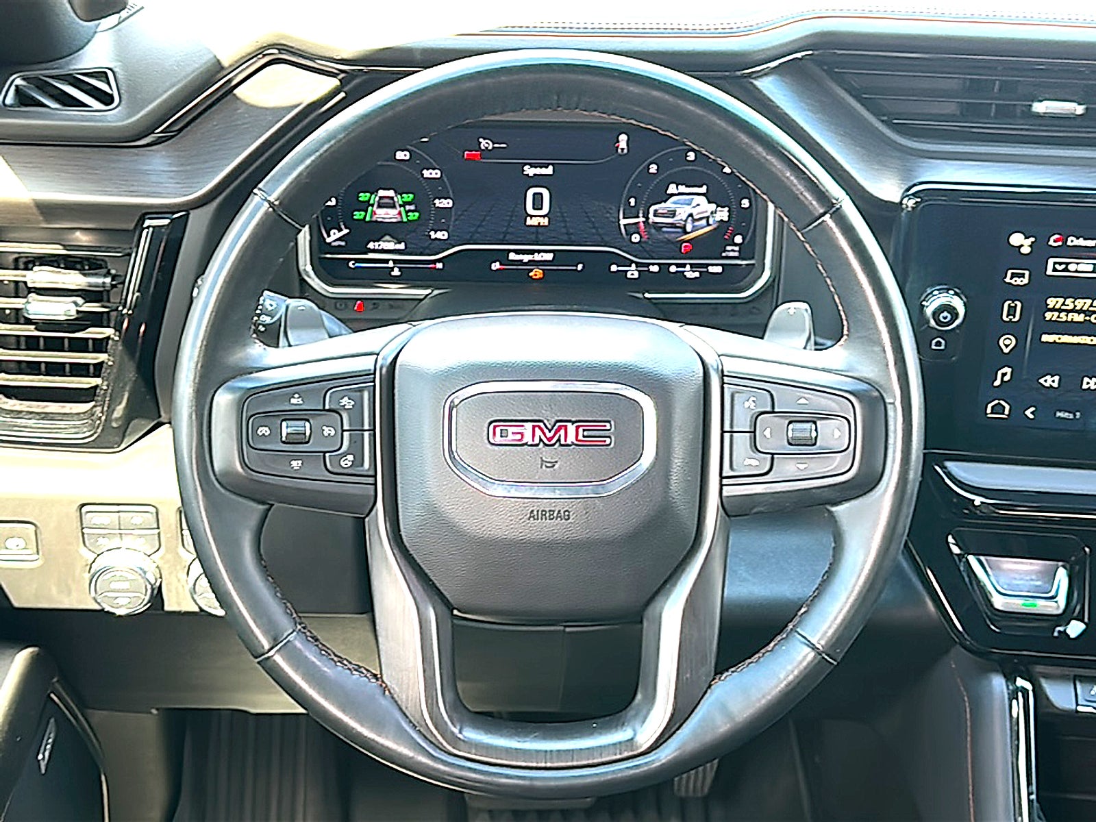 2024 GMC Sierra 1500 4WD Crew Cab Short Box AT4