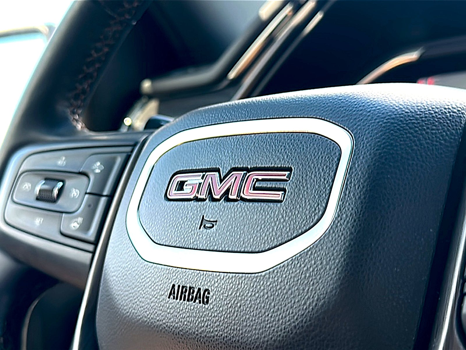 2024 GMC Sierra 1500 4WD Crew Cab Short Box AT4
