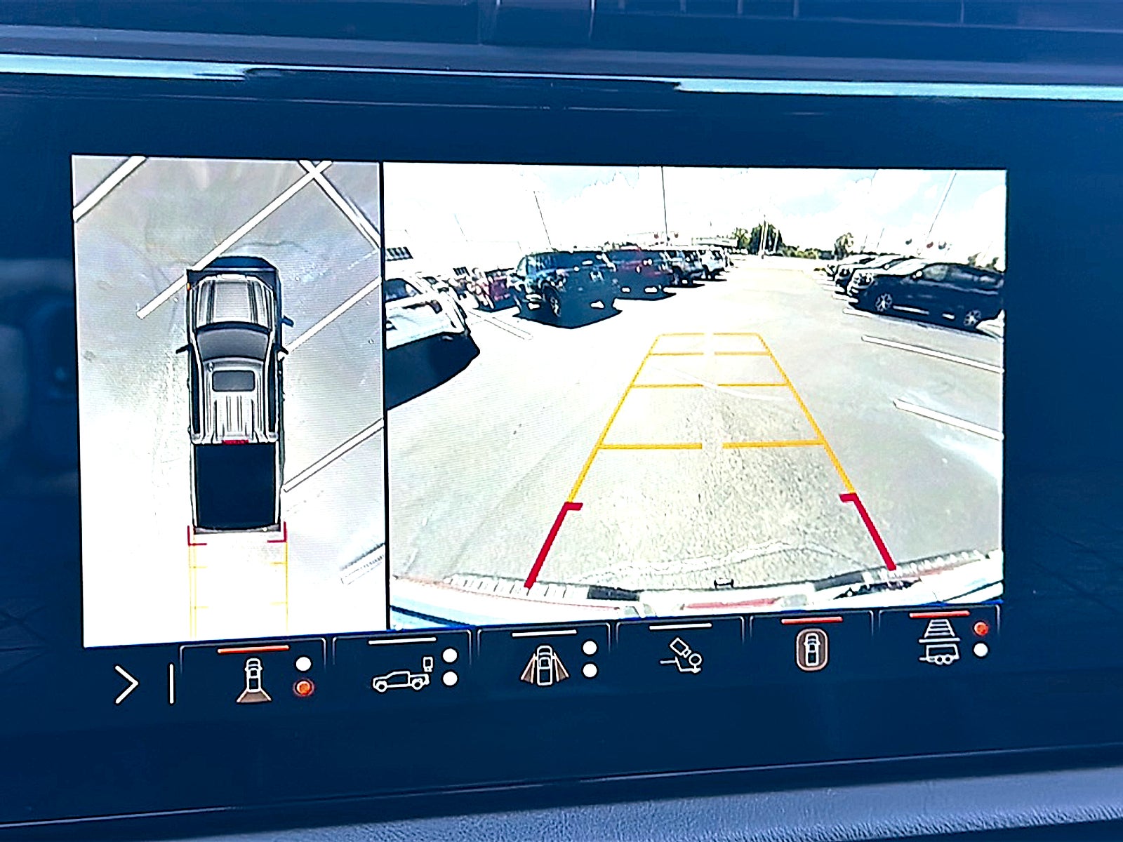 2024 GMC Sierra 1500 4WD Crew Cab Short Box AT4