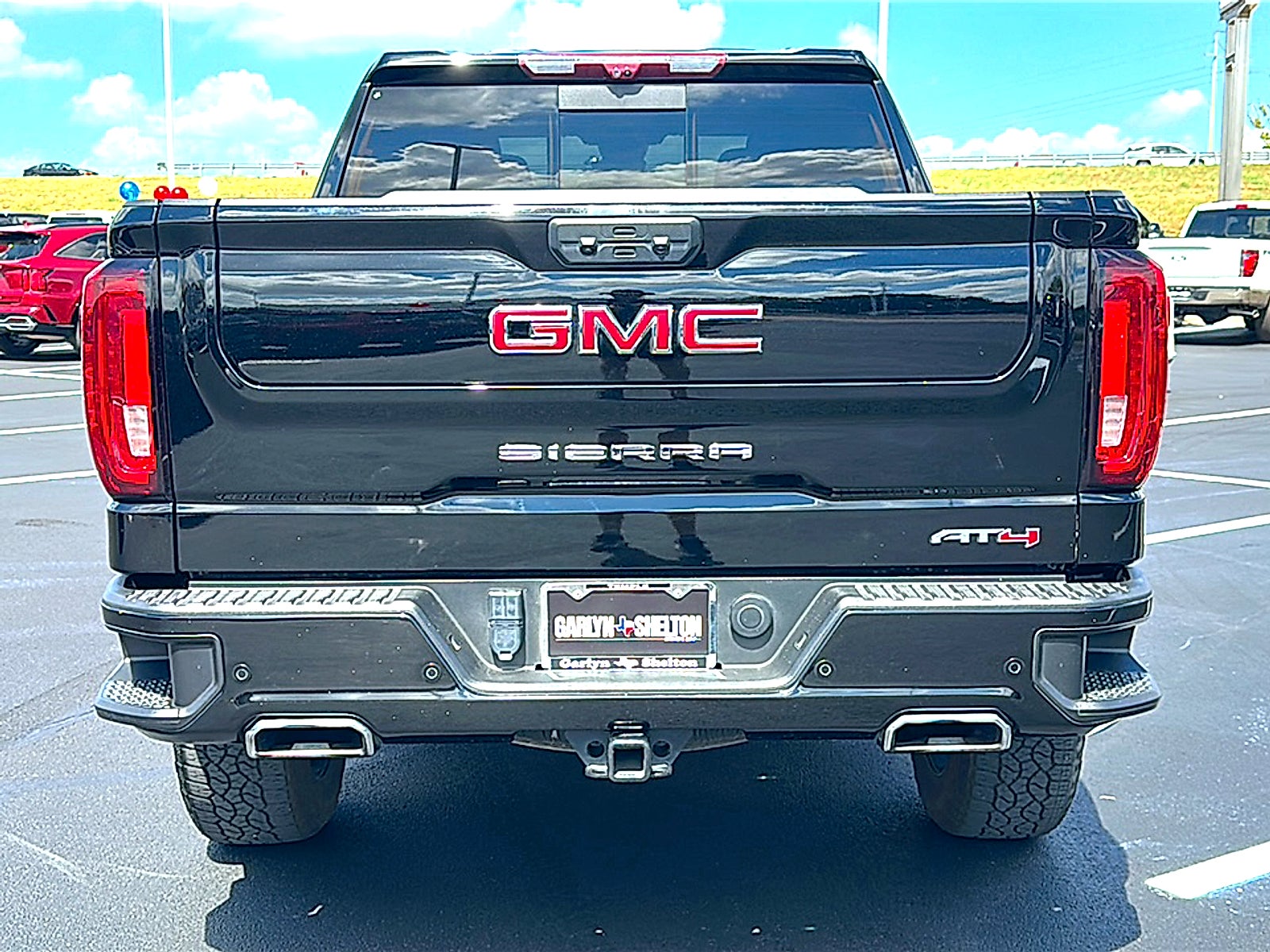 2024 GMC Sierra 1500 4WD Crew Cab Short Box AT4