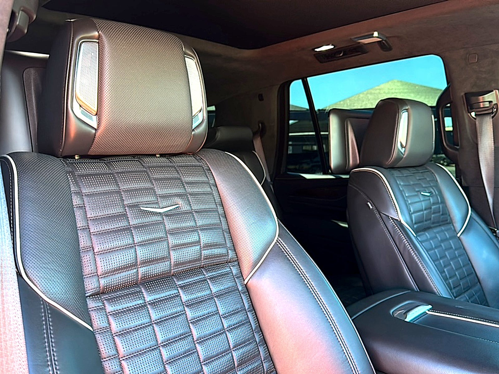 2023 Cadillac Escalade 2WD Sport Platinum