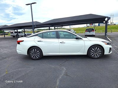 2025 Nissan Altima SV FWD