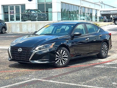 2025 Nissan Altima SV FWD