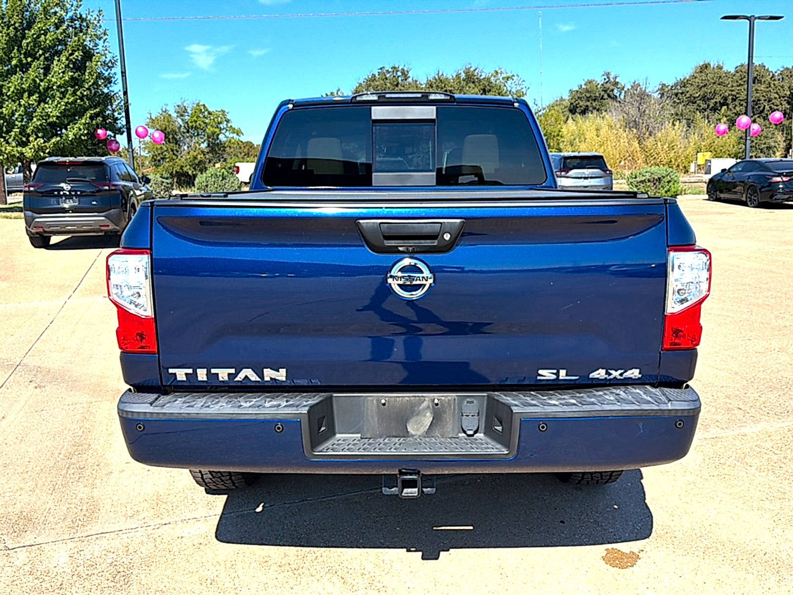 2018 Nissan TITAN SL