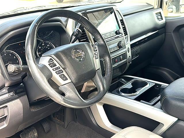 2021 Nissan Titan 4x4 Crew Cab SV