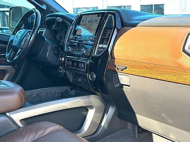 2022 Nissan Titan XD 4x4 Crew Cab Platinum Reserve