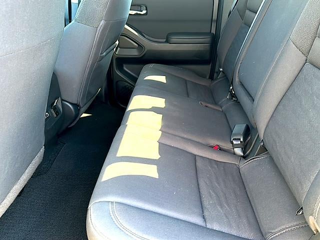 2024 Nissan Frontier Crew Cab 4x2 SV