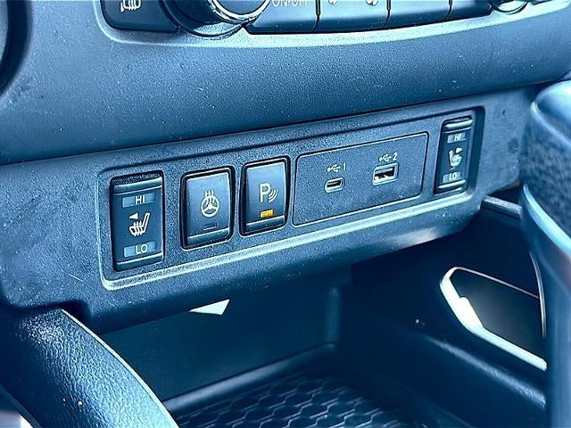 2024 Nissan Frontier Crew Cab 4x2 SV