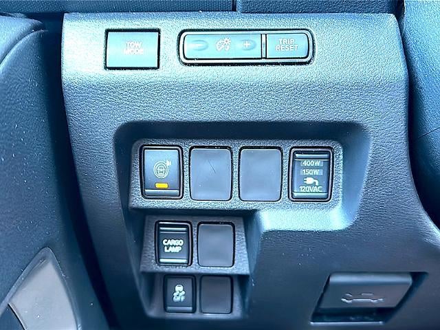 2024 Nissan Frontier Crew Cab 4x2 SV