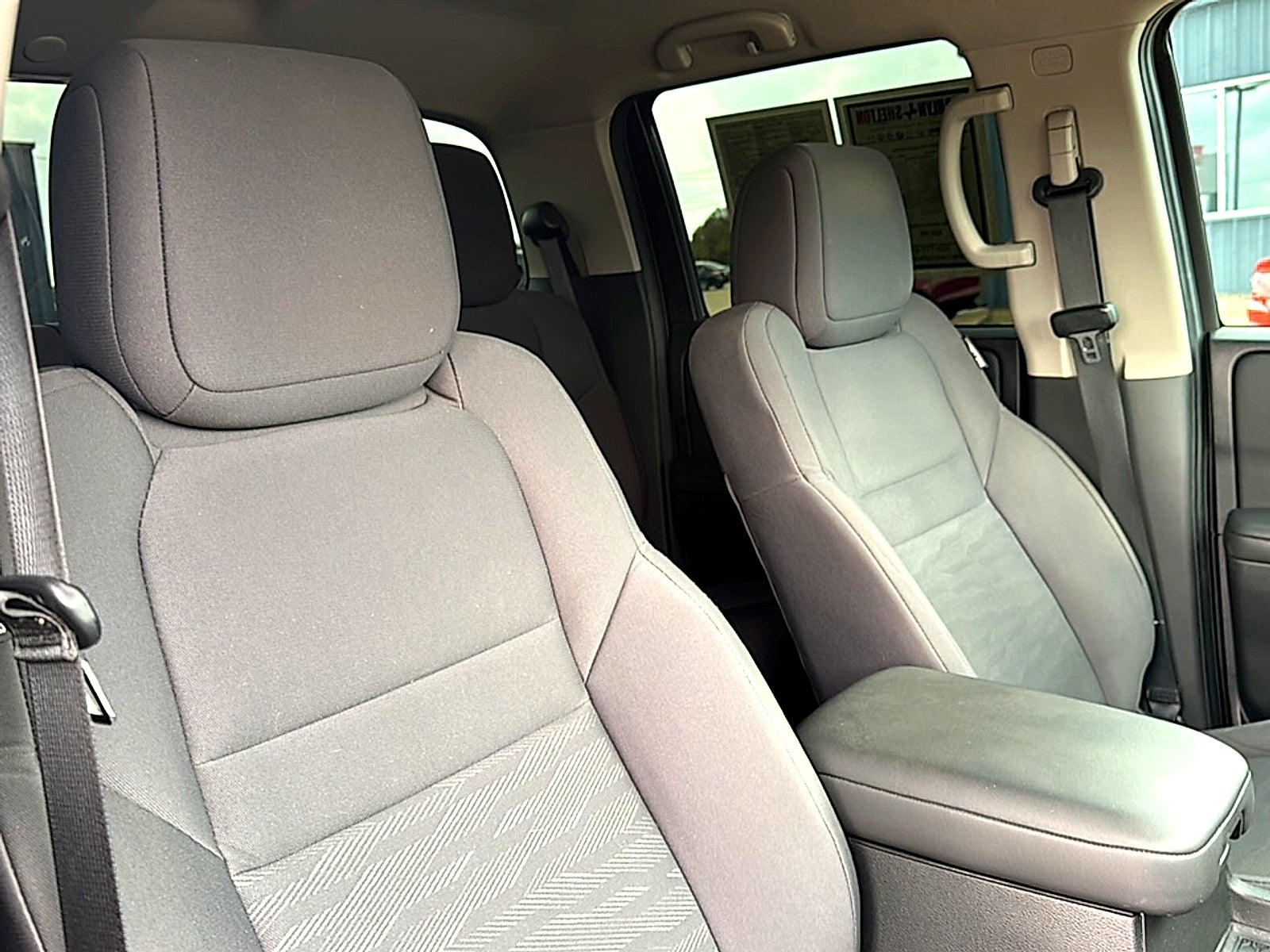 2024 Nissan Frontier Crew Cab S 4x2