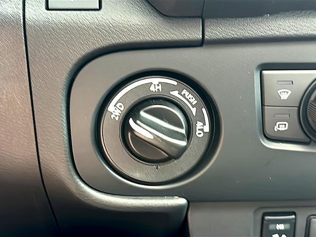 2026 Nissan Frontier Crew Cab 4x4 PRO-4X