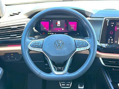 2025 Volkswagen Atlas Cross Sport 2.0T SEL R-Line Black 4MOTION