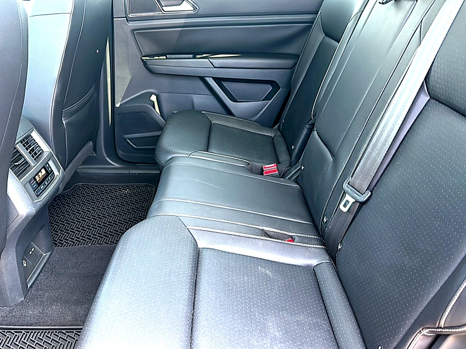 2021 Volkswagen Atlas 3.6L V6 SE W/TECH
