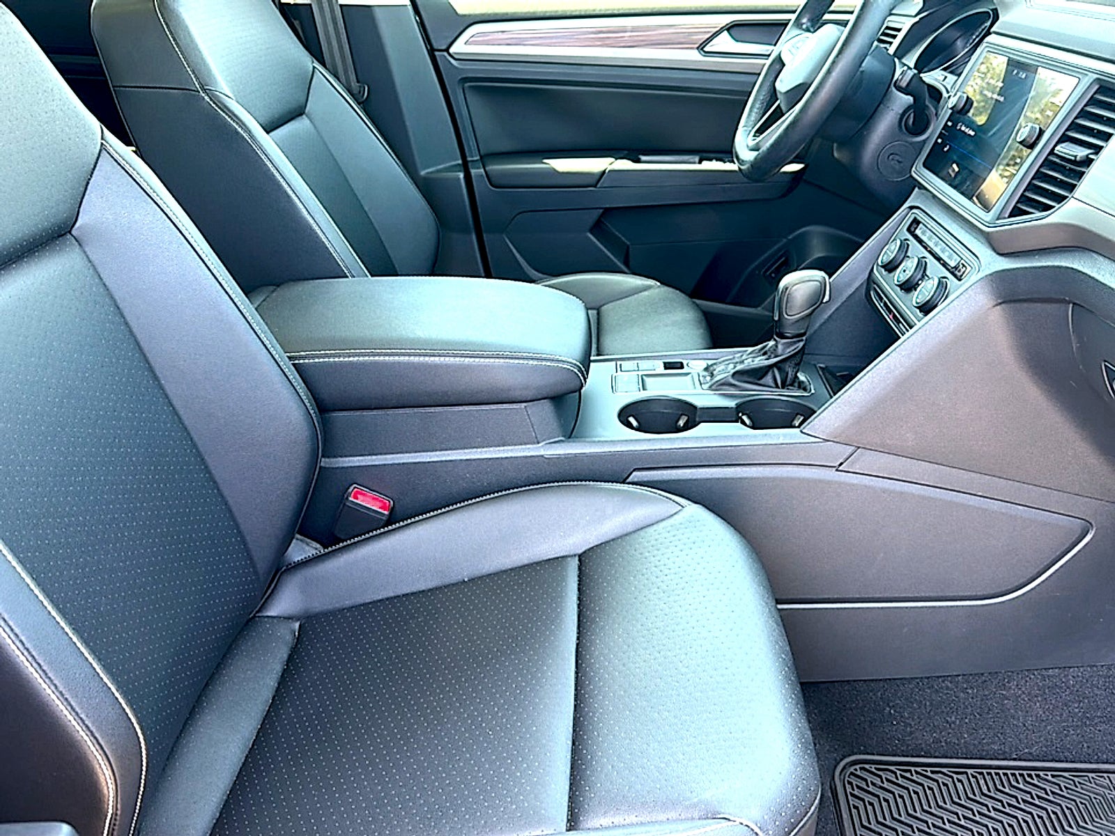 2021 Volkswagen Atlas 3.6L V6 SE W/TECH