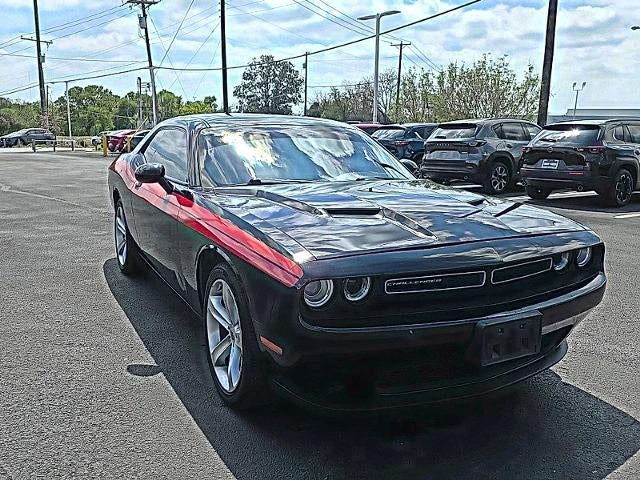 2017 Dodge Challenger SXT Plus Coupe