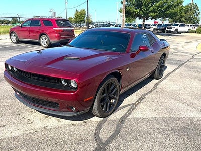 2021 Dodge Challenger SXT RWD