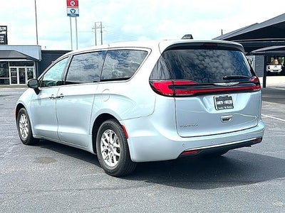 2023 Chrysler Pacifica Touring L FWD