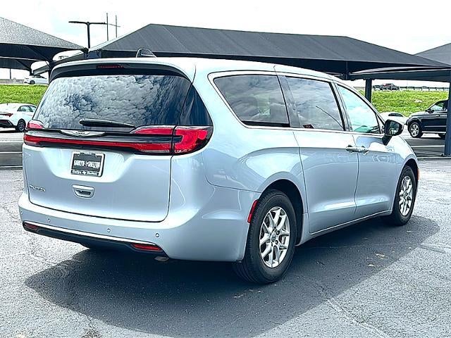2023 Chrysler Pacifica Touring L FWD
