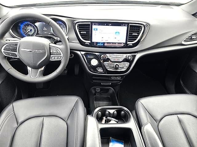 2025 Chrysler Pacifica Select FWD