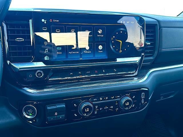 2024 Chevrolet Silverado 1500 Crew Cab Short Box 4-Wheel Drive LT 1LT