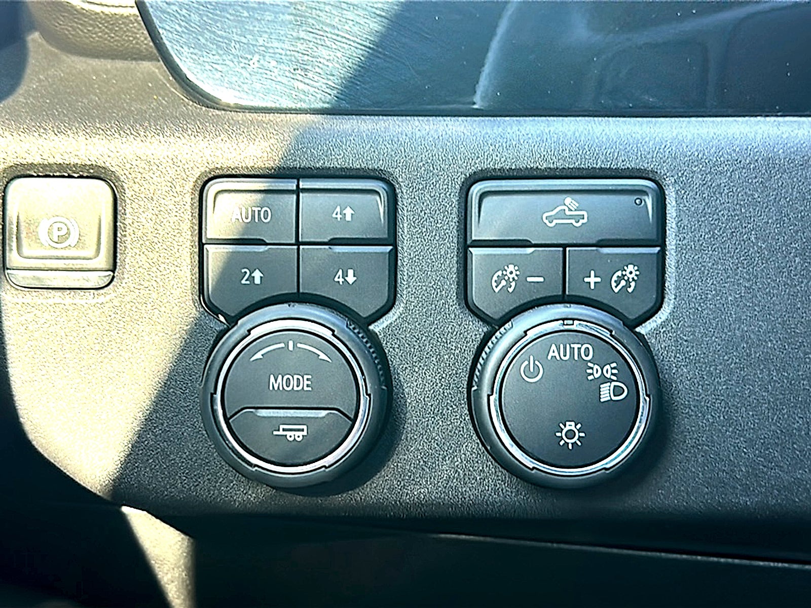2024 Chevrolet Silverado 1500 Crew Cab Short Box 4-Wheel Drive LT 1LT