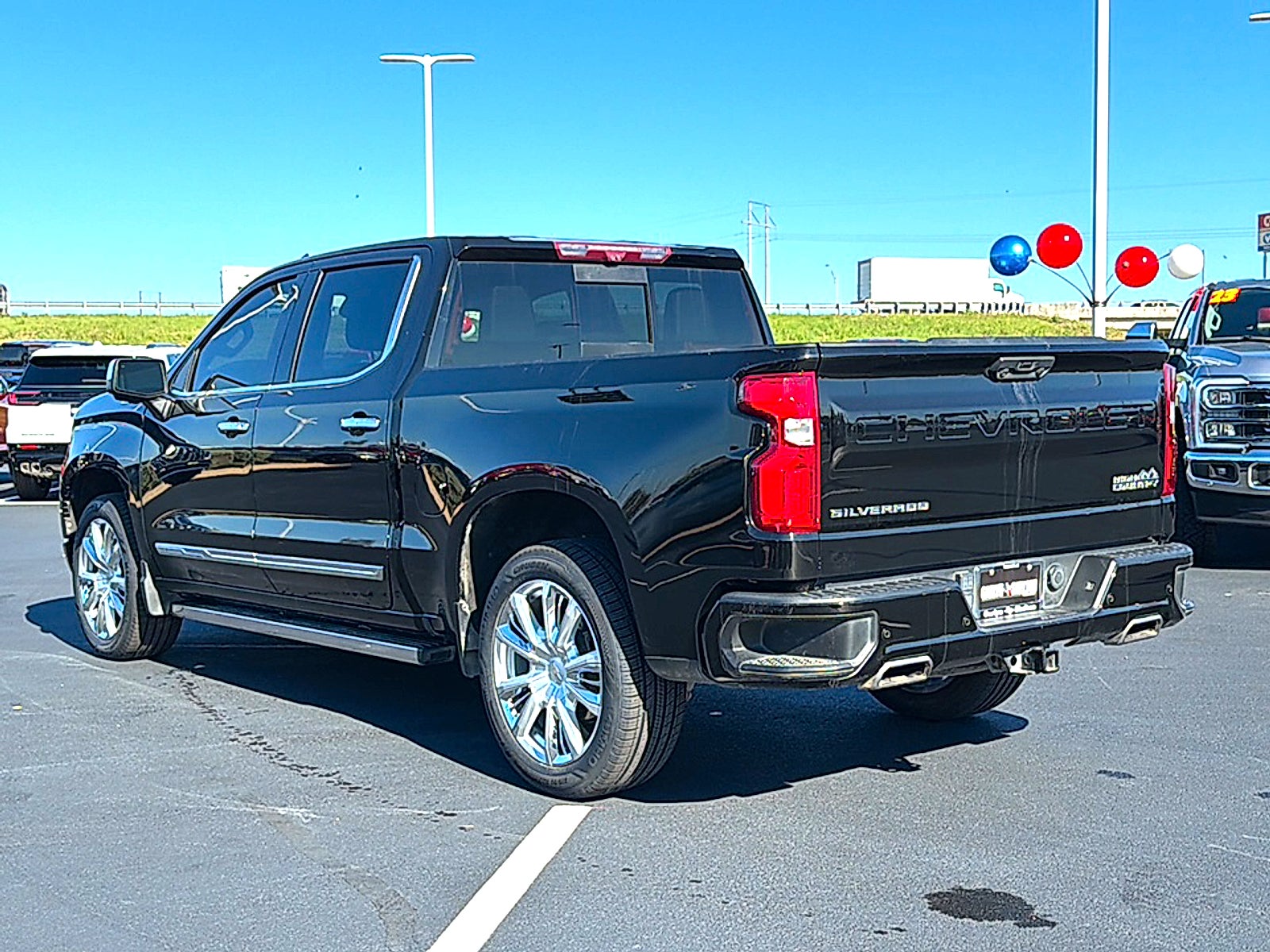 2023 Chevrolet Silverado 1500 4WD Crew Cab Short Bed High Country