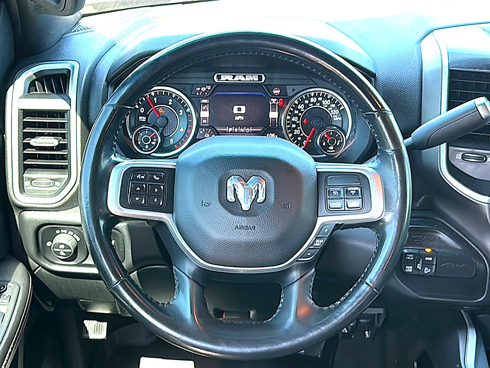 2020 RAM 2500 Big Horn Crew Cab 4x4 6'4" Box