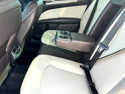 2019 Ford Fusion SE FWD