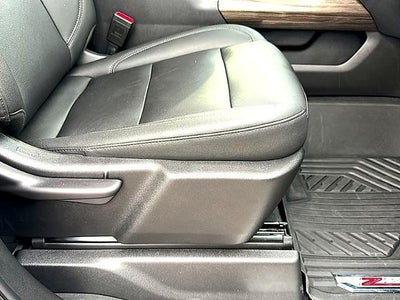 2022 Chevrolet Silverado 1500 Crew Cab Short Box 4-Wheel Drive RST