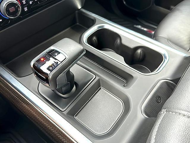 2022 Chevrolet Silverado 1500 Crew Cab Short Box 4-Wheel Drive RST